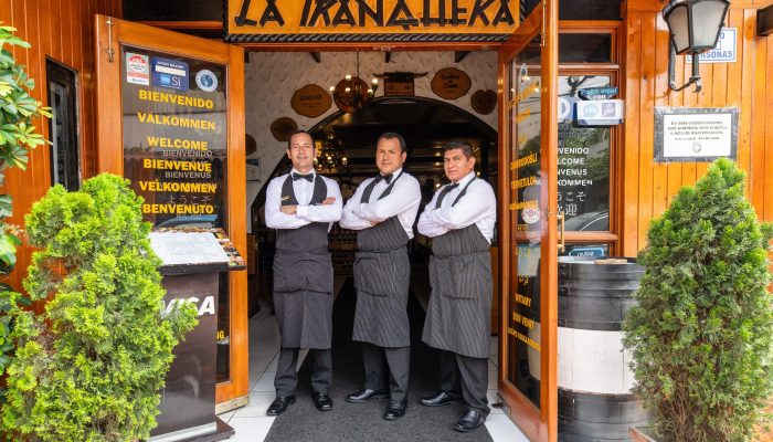 mozos la tranquera